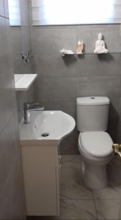 Great Views Apartment. Лімасол Екстер'єр фото